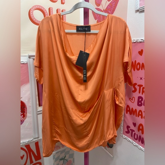 NWT OZAI N KU Orange Women's Top - Picture 1 of 6